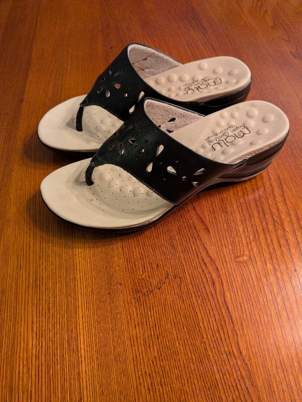 Black Malu Leather Wedge Laser-Cut Thong Sandals, 7